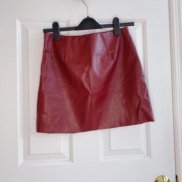 Skirt - Picture 3 of 3